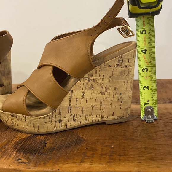 Brown wedges - Picture 7 of 7